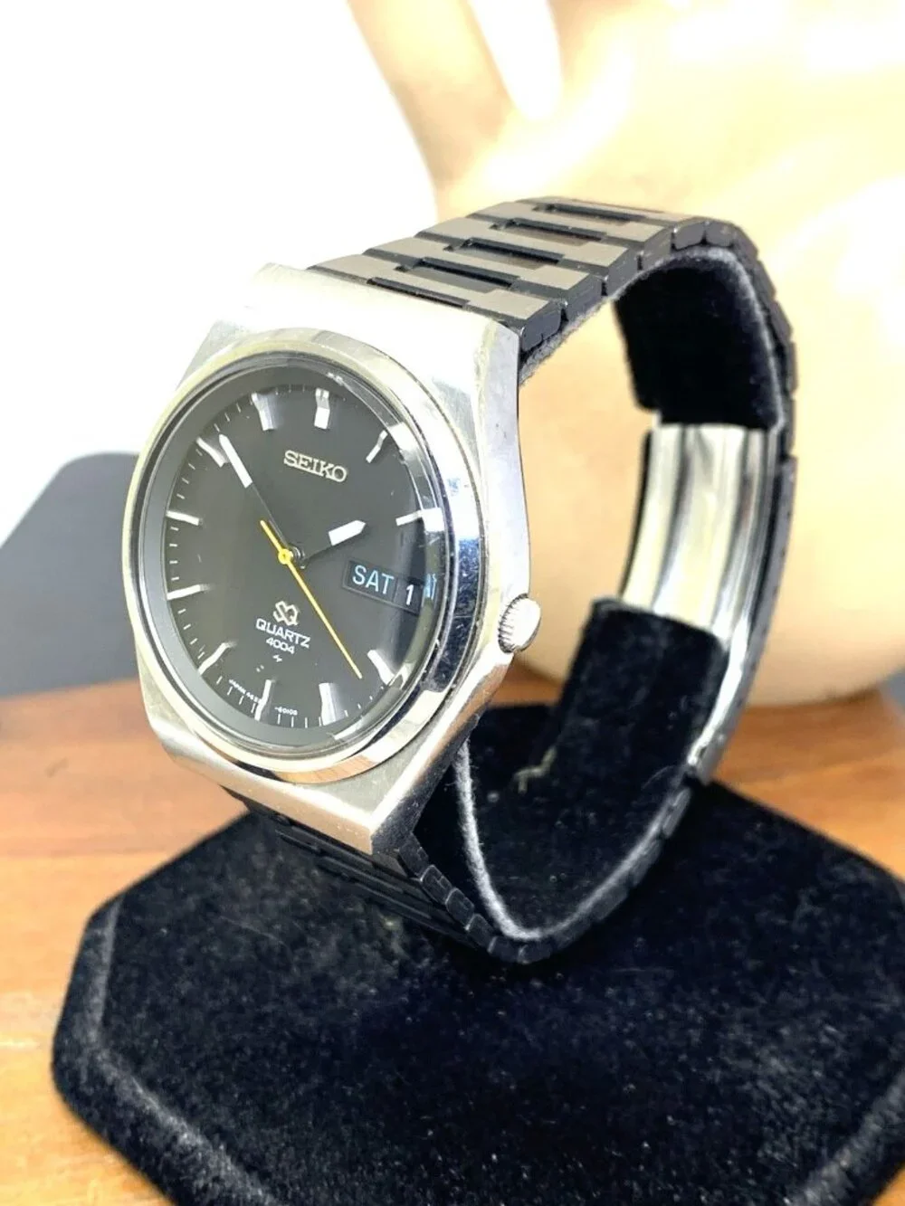 Seiko SQ 4004 Men's Watch 4633-6019 Vintage 1977 Quartz Black Dial Day Date 37mm